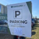 17.03.2023. Kielce. Prywatny parking przy ulicy Wystawowej / Fot. Wiktor Taszłow – Radio Kielce