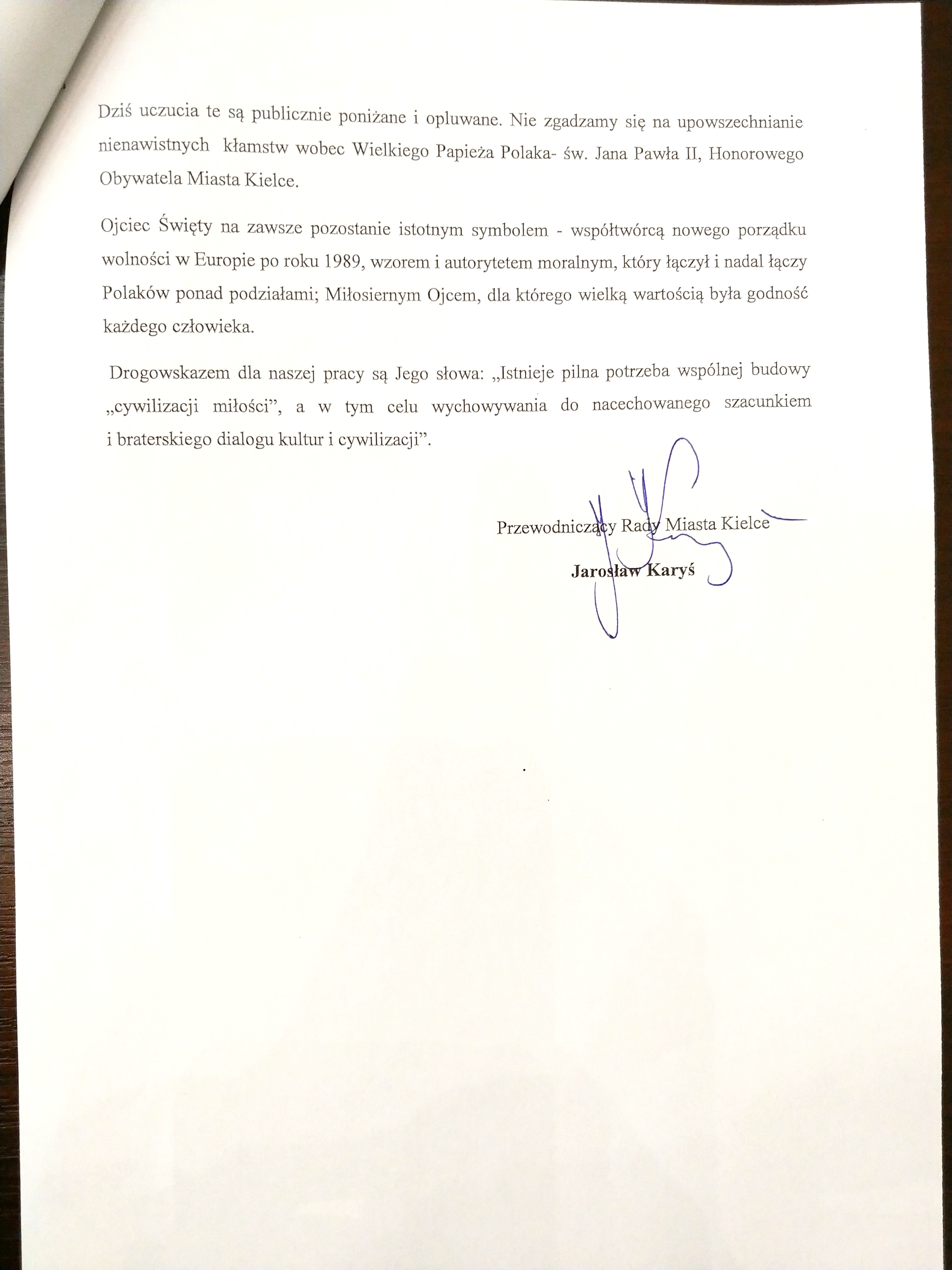 Kieleccy radni stają w obronie ojca świętego Jana Pawła II