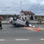 13.03.2023. Kielce. Dachowanie na ul. Krakowskiej / Fot. Dionizy Krawczyński - Radio Kielce