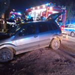 Pijana wjechała w ogrodzenie - Radio Kielce 23.03.2023. Bieliny, Pijana kobieta wjechała w ogrodzenie / źródło: PSP Kielce