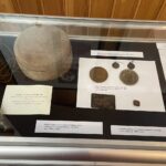 26.03.2023. Sandomierz. Wystawa poświęcona Karolowi Lewakowskiemu / Fot. Grażyna Szlęzak - Radio Kielce