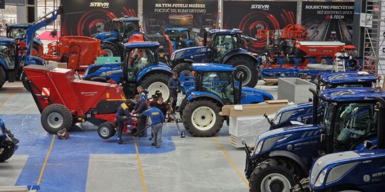 Agrotech 2023 w Targach Kielce. Będą światowe premiery i atrakcje - Radio Kielce