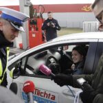 08.03.2023. Kielce. Akcja „Kobieta na drodze łagodzi obyczaje” / Fot. Jarosław Kubalski - Radio Kielce