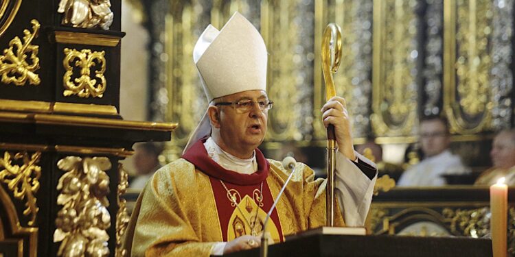 Na zdjęciu: Jan Piotrowski - biskup kielecki / Fot. Jarosław Kubalski - Radio Kielce