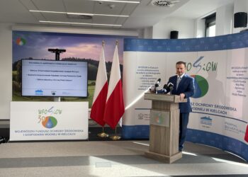 13.03.2023. Kielce. WFOŚiGW. Konferencja prasowa. Na zdjęciu: Ryszard Gliwiński - prezes WFOŚiGW / Fot. Monika Miller - Radio Kielce