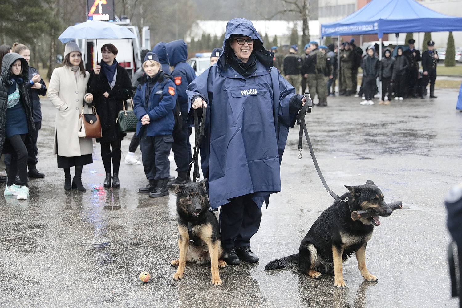 Policja zachęca do wstąpienia w jej szeregi