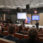 21.03.2023. Kielce. Świętokrzyski Urząd Wojewódzki. Wręczenie nagrody CIMIC Award of Excellence za współpracę cywilno-wojskową / Fot. Wiktor Taszłow – Radio Kielce