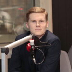 27.03.2023. Kielce. Studio Polityczne Radia Kielce. Na zdjęciu: Łukasz Wasilewski - Konfederacja / Fot. Wiktor Taszłow - Radio Kielce