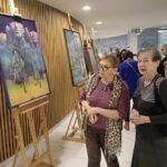 31.03.2023. Kielce. Urząd Wojewódzki. Wernisaż wystawy malarstwa Pauliny Domagały i Dariusza Stelmacha / Fot. Wiktor Taszłow - Radio Kielce