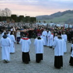 31.03.2023. Masłów. Droga Krzyżowa. / Fot. Wiktor Taszłow - Radio Kielce