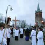 31.03.2023. Masłów. Droga Krzyżowa. / Fot. Wiktor Taszłow - Radio Kielce