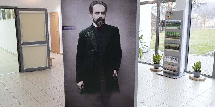 03.03.2023. Ciekoty. Otwarcie wyremontowanego Szklanego Domu / Fot. Wiktor Taszłow – Radio Kielce