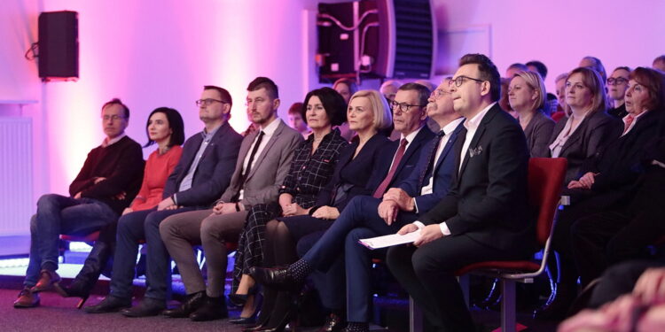 03.03.2023. Ciekoty. Otwarcie wyremontowanego Szklanego Domu / Fot. Wiktor Taszłow – Radio Kielce