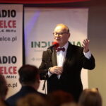 05.03.2023. Ujazd. Zamek Krzyżtopór w Ujeździe. Koncert z okazji Dnia Kobiet. Na zdjęciu: Artur Jaroń / Fot. Wiktor Taszłow - Radio Kielce