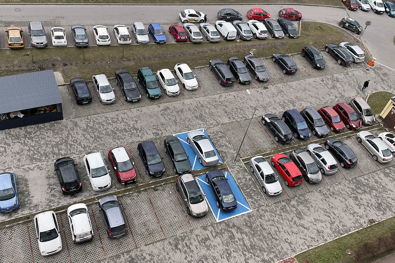 Duże pieniądze na nowe parkingi i elektryczne autobusy w Kielcach