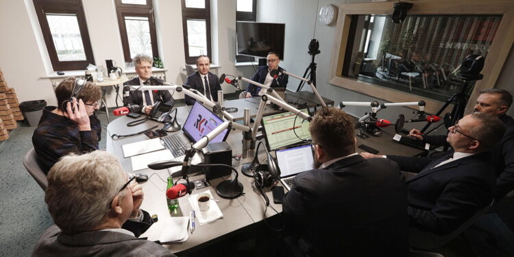 06.03.2023 Radio Kielce. Studio Polityczne / Fot. Jarosław Kubalski - Radio Kielce