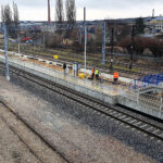 Ostrowiec Świętokrzyski. Remont peronu i kładki nad torami / źródło: PKP PLK