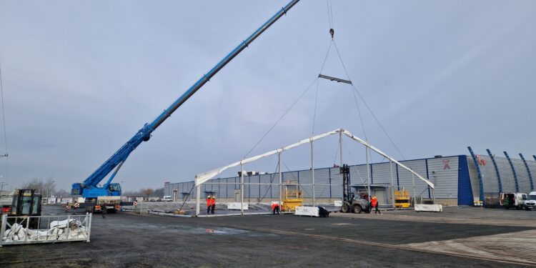 Agrotech 2023 w Kielcach. Trwa budowa wystawy - Radio Kielce