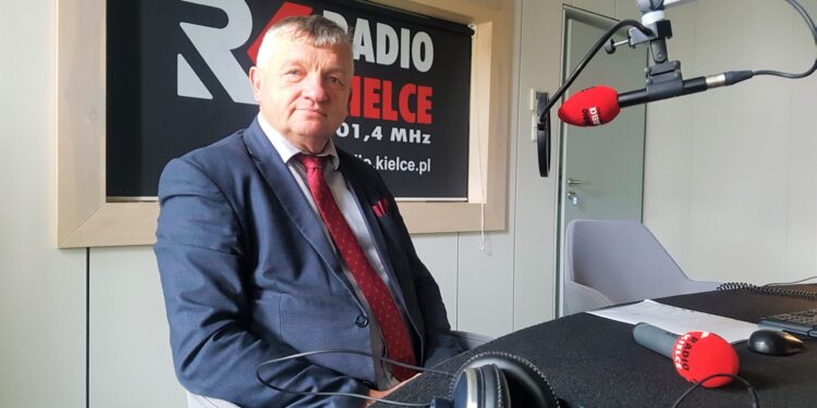 W rolnictwie zaczyna się gorący okres prac polowych - Radio Kielce W rolnictwie zaczyna się gorący okres prac polowych - Radio Kielce