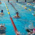 05.03.2023. Kazimierza Wielka. XVI 24-godzinny Maraton Pływacki odbył się w sobotę i niedzielę, 4-5 marca na obiektach Krytej Pływalni Wodny Raj w Kazimierzy Wielkiej / Fot. Starostwo Powiatowe w Kazimierzy Wielkiej