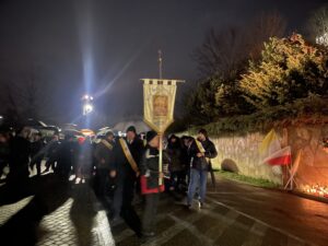 02.04.2023. Sandomierz. Czuwanie modlitewne w dniu śmierci Jana Pawła II / Fot. Grażyna Szlęzak - Radio Kielce