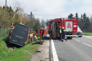 11.04.2023. Balbinów. Wypadek na DK74 / źródło: KPP Opatów