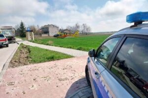 11.04.2023. Balbinów. Wypadek na DK74 / źródło: KPP Opatów