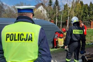 11.04.2023. Balbinów. Wypadek na DK74 / źródło: KPP Opatów