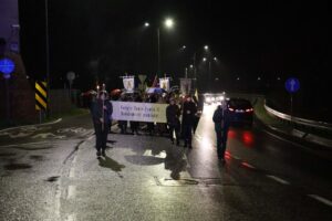 02.04.2023. Sandomierz. Czuwanie modlitewne w dniu śmierci Jana Pawła II / Fot. ks. Grzegorz Słodkowski