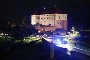 02.04.2023. Sandomierz. Czuwanie modlitewne w dniu śmierci Jana Pawła II / Fot. ks. Grzegorz Słodkowski