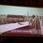 02.04.2023. Sandomierz. Czuwanie modlitewne w dniu śmierci Jana Pawła II / Fot. ks. Grzegorz Słodkowski