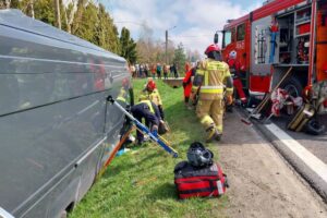 11.04.2023. Balbinów. Wypadek na DK74 / źródło: KPP Opatów