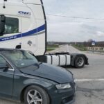 Dwa pojazdy zderzyły się na starej „siódemce” - Radio Kielce 18.04.2023. Kajetanów. Wypadek / Fot. Policja