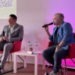 21.04.2023. Podzamcze. Centrum Nauki Leonardo da Vinci. Young Camp 23. Na zdjęciu (od lewej): Sławomir Szmal i Paweł Jańczyk / Fot. Michał Kita - Radio Kielce