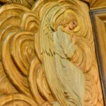 Wyjątkowa kaplica z drewnianymi płaskorzeźbami - Radio Kielce