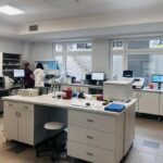 06.04.2023. Kielce. Laboratorium diagnostyczne w Szpitalu Kieleckim / Fot. Agnieszka Nawrot