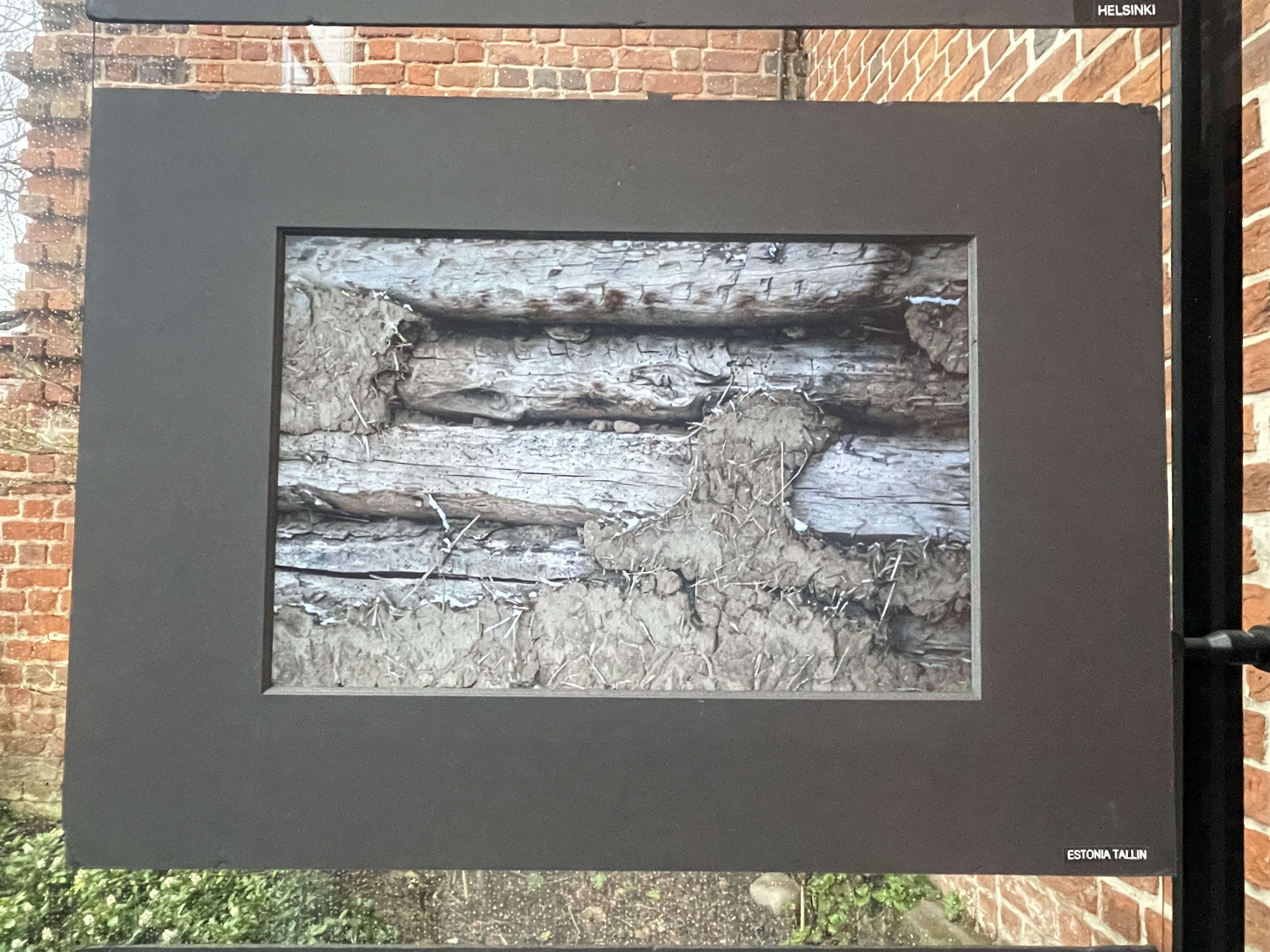 Fenomen przemijania na wystawie fotografii Leszka Mądzika w Sandomierzu