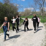 22.04.2023. Pińczów:. Miłośnicy gór posprzątali Garb Pińczowski. / Fot. Marta Gajda-Kruk - Radio Kielce