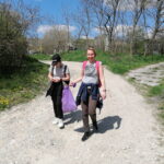 22.04.2023. Pińczów:. Miłośnicy gór posprzątali Garb Pińczowski. / Fot. Marta Gajda-Kruk - Radio Kielce