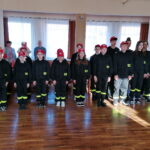 22.04.2023. Wiślica. Ślubowanie wstępujących do Młodzieżowej Drużyny Pożarniczej. / Fot. Marta Gajda-Kruk - Radio Kielce