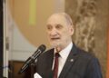 Macierewicz oskarżony. Pismo trafiło do sądu