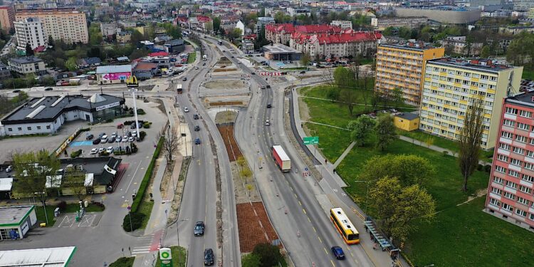 28.04.2023. Kielce. Aleja Solidarności / Fot. Jarosław Kubalski - Radio Kielce