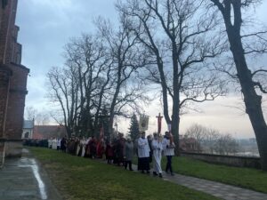 09.04.2023. Sandomierz. Katedra. Rezurekcja / Fot. Grażyna Szlęzak - Radio Kielce