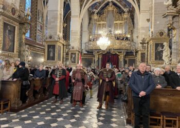 09.04.2023. Sandomierz. Katedra. Rezurekcja / Fot. Grażyna Szlęzak - Radio Kielce