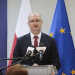 17.04.2023. Kielce. Podpisania umowy na siedzibę Centrum Informacji Konsularnej. Na zdjęciu Piotr Wawrzyk - wiceminister spraw zagranicznych. / Fot. Wiktor Taszłow - Radio Kielce