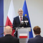 17.04.2023. Kielce. Podpisania umowy na siedzibę Centrum Informacji Konsularnej. Na zdjęciu Piotr Wawrzyk - wiceminister spraw zagranicznych. / Fot. Wiktor Taszłow - Radio Kielce