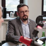 17.04.2023. Studio Polityczne Radia Kielce. Na zdjęciu Mateusz Żukowski - Koalicja Obywatelska. / Fot. Wiktor Taszłow - Radio Kielce