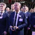 25.04.2023. Kielce. Rozpoczęcie targów POLSECURE. Na zdjęciu (od lewej): senator Krzysztof Słoń, Zbigniew Koniusz - wojewoda świętokrzyski, Rafał Nowak - wicewojewoda świętokrzyski / Fot. Wiktor Taszłow - Radio Kielce