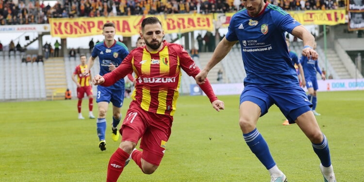 01.04.2023. Kielce. Mecz PKO BP Ekstraklasy: Korona Kielce – Miedź Legnica / Fot. Wiktor Taszłow – Radio Kielce