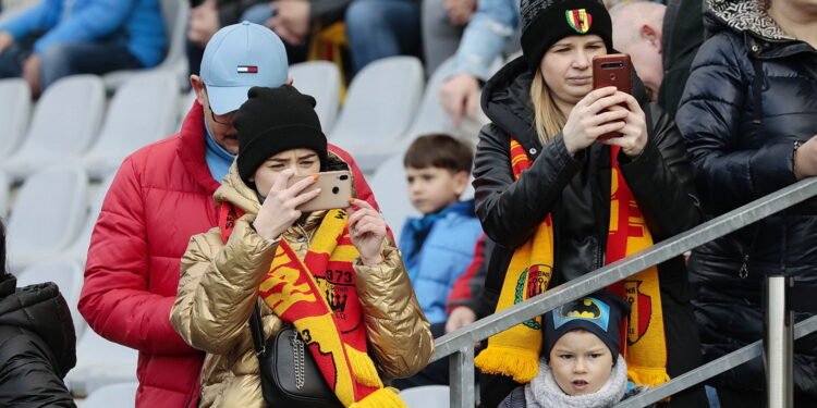 01.04.2023. Kielce. Mecz PKO BP Ekstraklasy: Korona Kielce – Miedź Legnica / Fot. Wiktor Taszłow – Radio Kielce